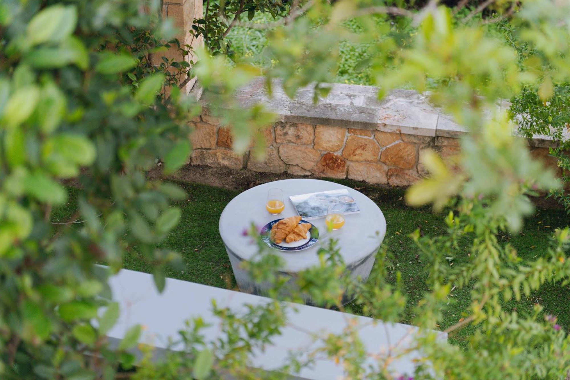 Seaside "Stone & Light Villa Ii" Close To Aegina City Khloi Exterior foto